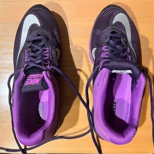 Women’s Purple Nike Air Max with Fitsole 2. Size 9